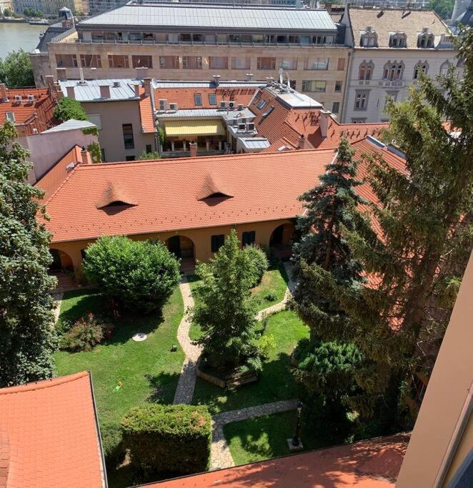 Classy Flat Next To Castle & View On Parliament Budapest Exterior photo