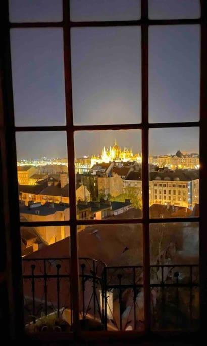 Classy Flat Next To Castle & View On Parliament Budapest Exterior photo