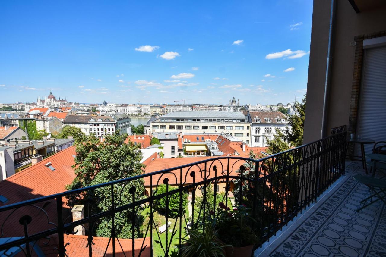 Classy Flat Next To Castle & View On Parliament Budapest Exterior photo